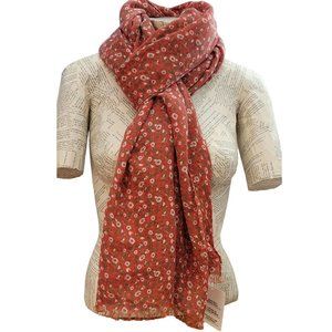 GAP Christmas Tomato Red Green Wool, Cotton Floral Print, NWT Scarf K692